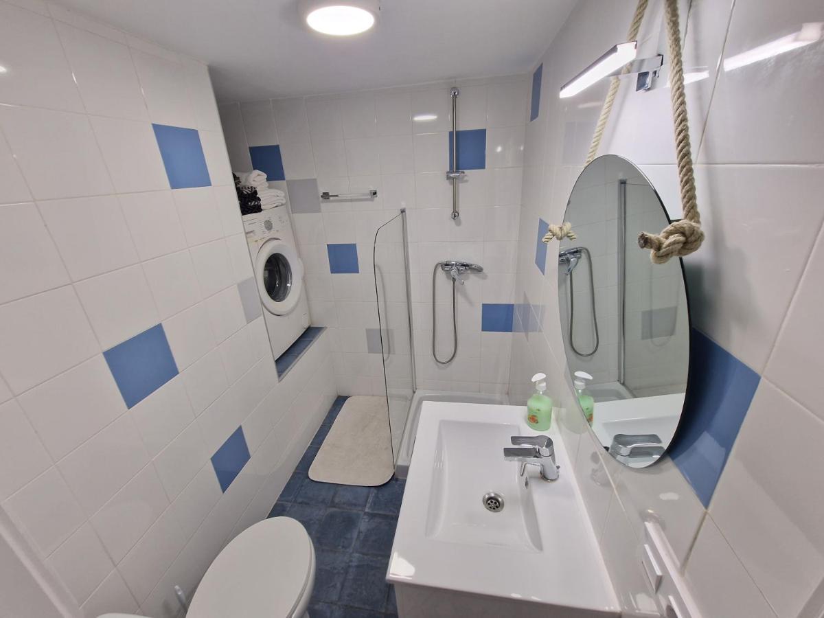 La Maisonnette Bleue Empuriabrava Exterior photo
